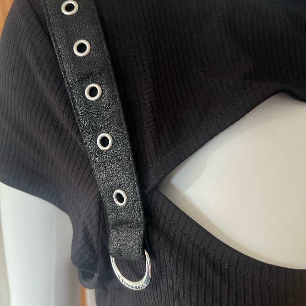 Killstar Black Top with Cut Out at Bust and Grommet Straps Punk Goth XL - Picture 5 of 8